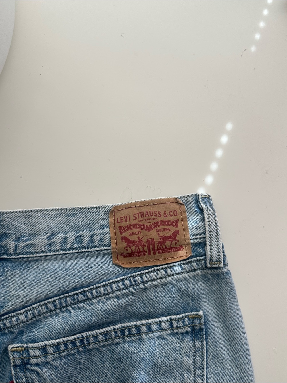 Levi's Light Blue Vintage-Inspired High Rise Jeans - Picture 4 of 5